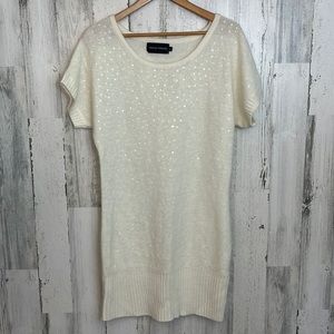 #M79 white long sweater size L YOUNG THREADS large LG